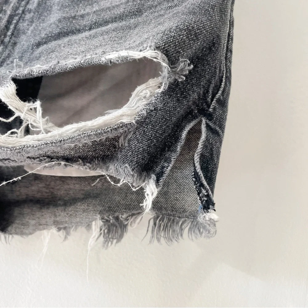 Abercrombie Black Denim Distressed Annie High Rise Shorts | 26 - Picture 3 of 8